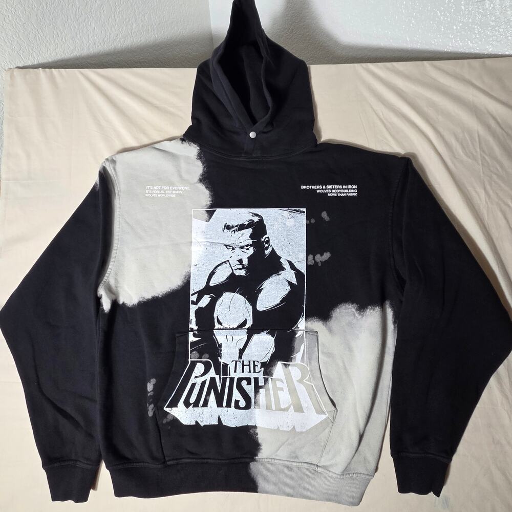 NWT Darc Sport x Marvel Punisher Hero Elite Two-Tone Hoodie M